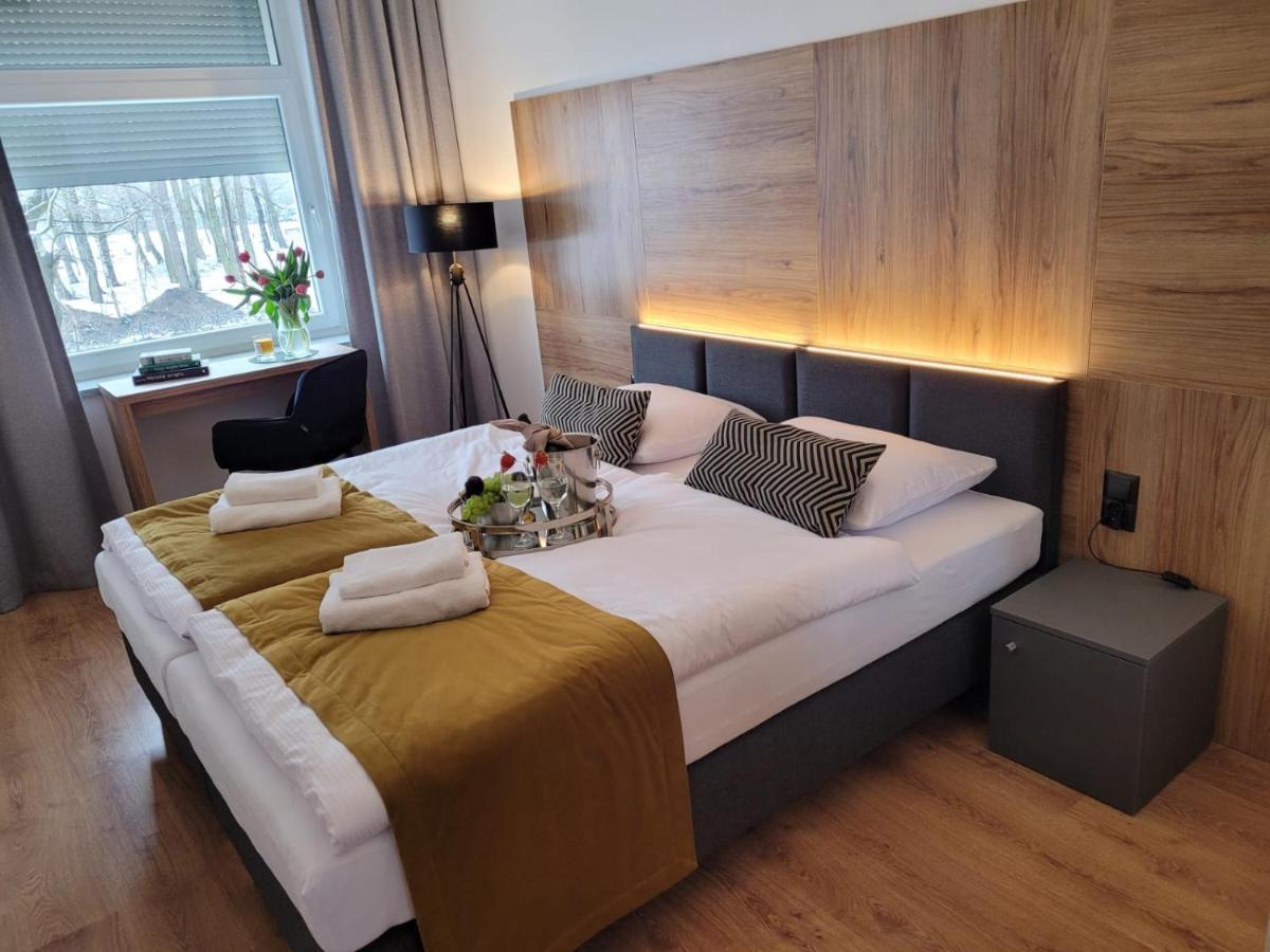 Kolonowskie Good Sleep Bed & Breakfast エクステリア 写真