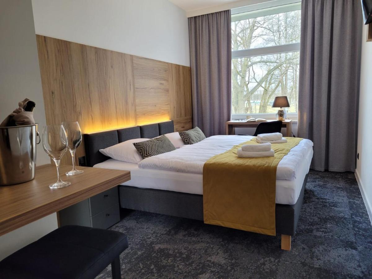 Kolonowskie Good Sleep Bed & Breakfast エクステリア 写真