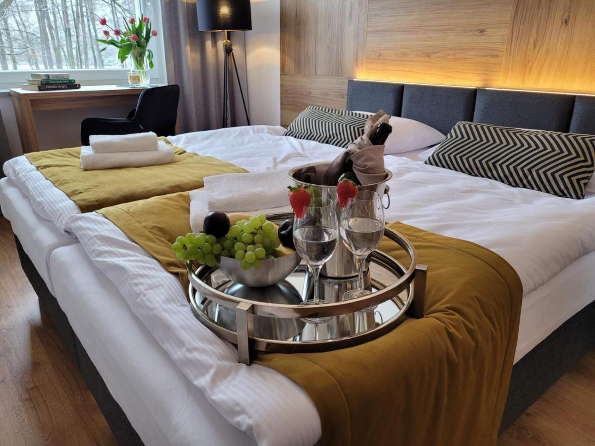 Kolonowskie Good Sleep Bed & Breakfast エクステリア 写真