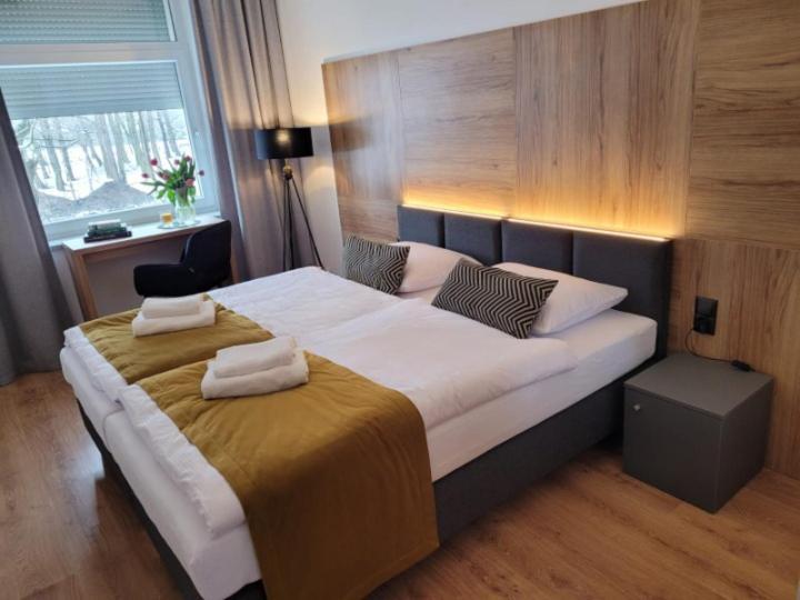 Kolonowskie Good Sleep Bed & Breakfast エクステリア 写真
